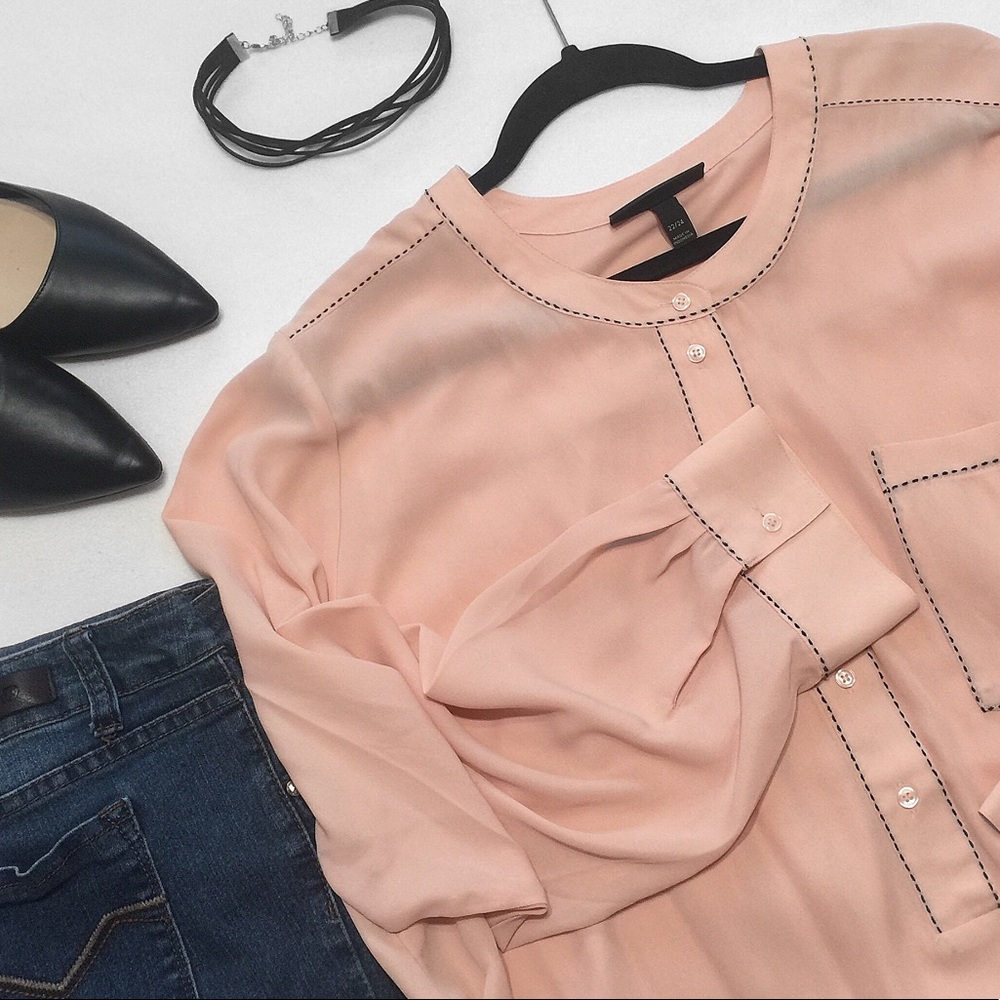🩰 22/24 Light Pink Blouse - Picture 2 of 4